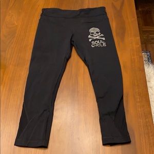 Soul cycle/ lululemon leggings